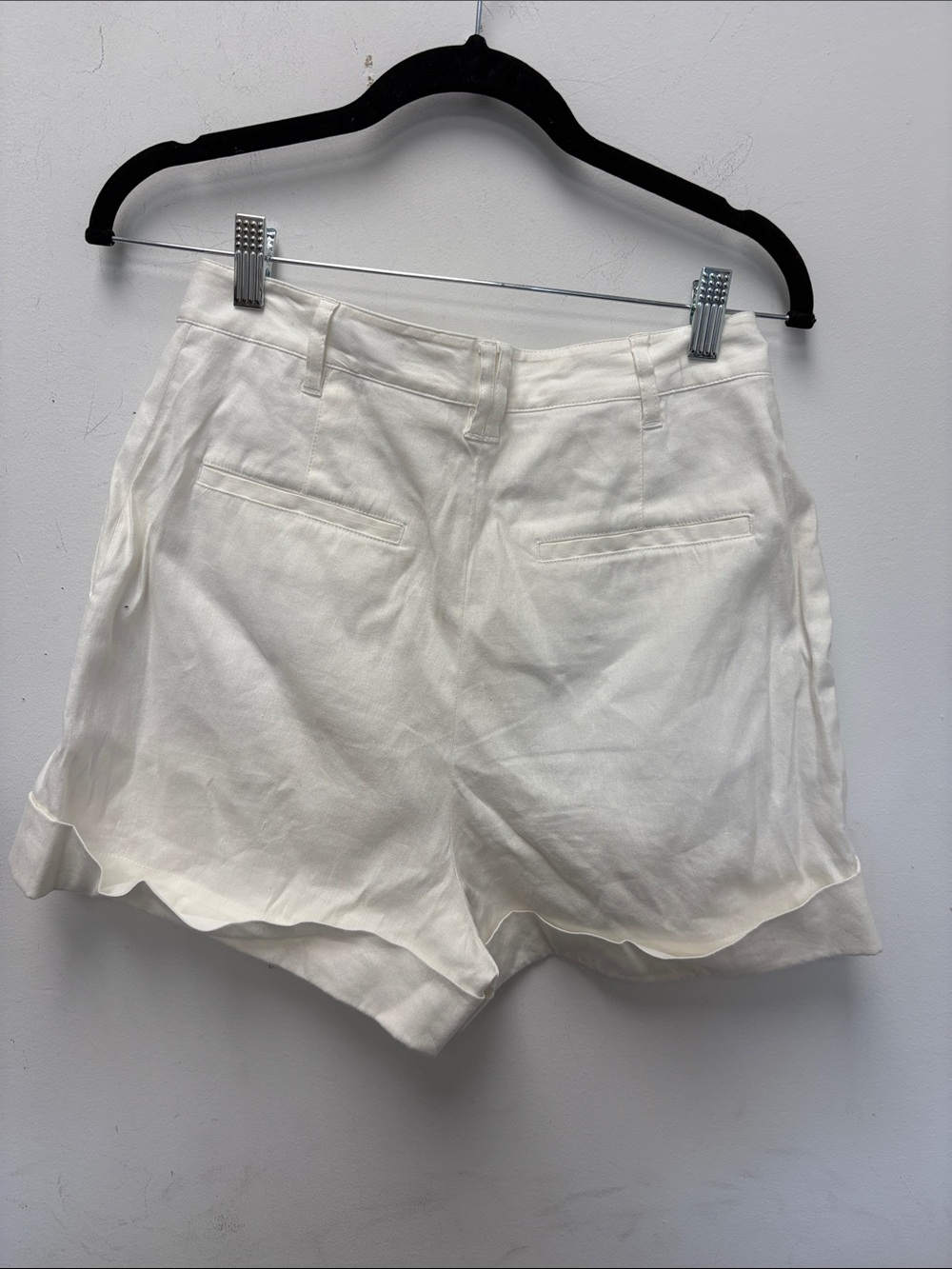 rag & bone White Linen-Blend Pleated Shorts - Picture 4 of 6